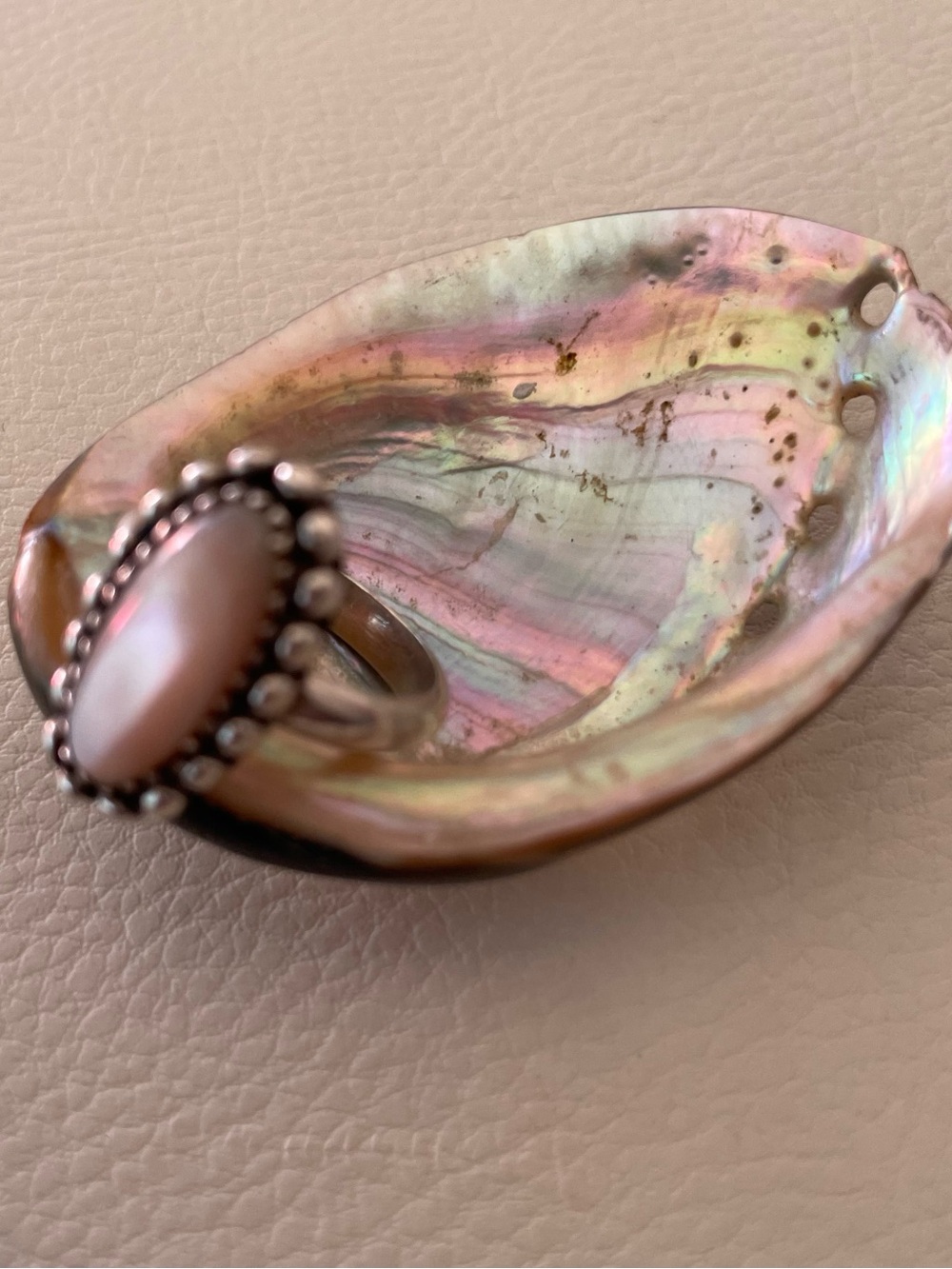 Sterling Silver vintage Pink mother of pearl ring